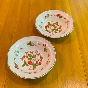 Vintage Hankook Strawberry Bowls